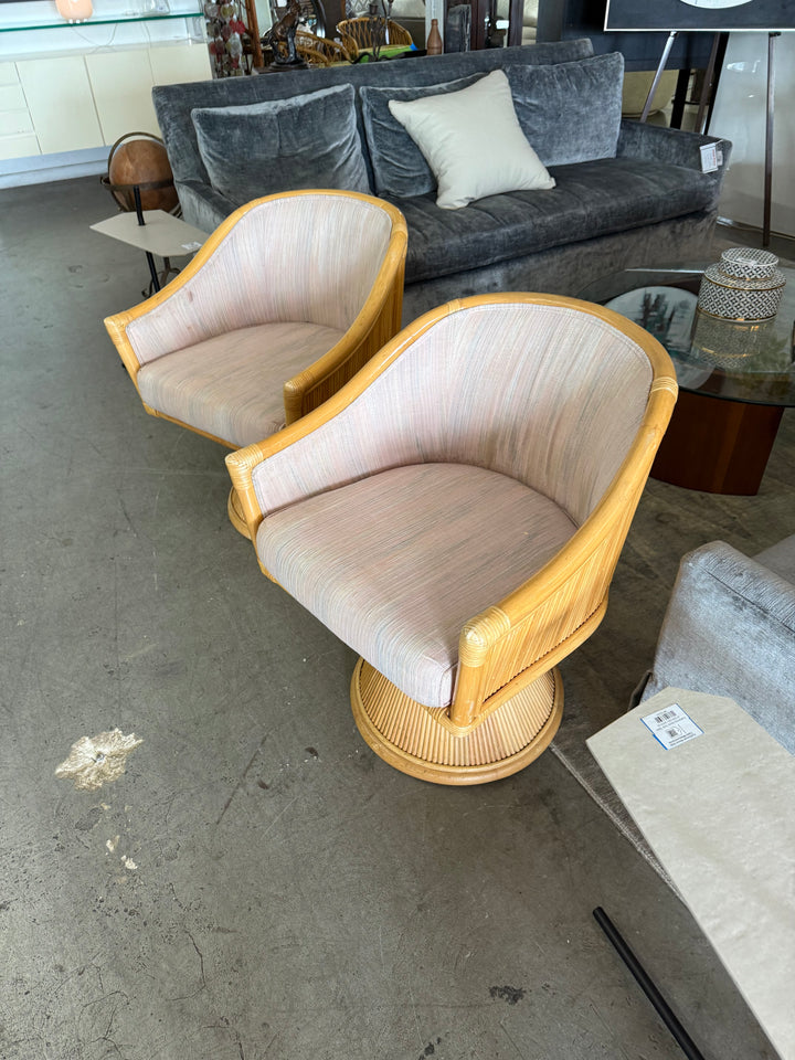 Pr Rattan Tulip swivel chairs