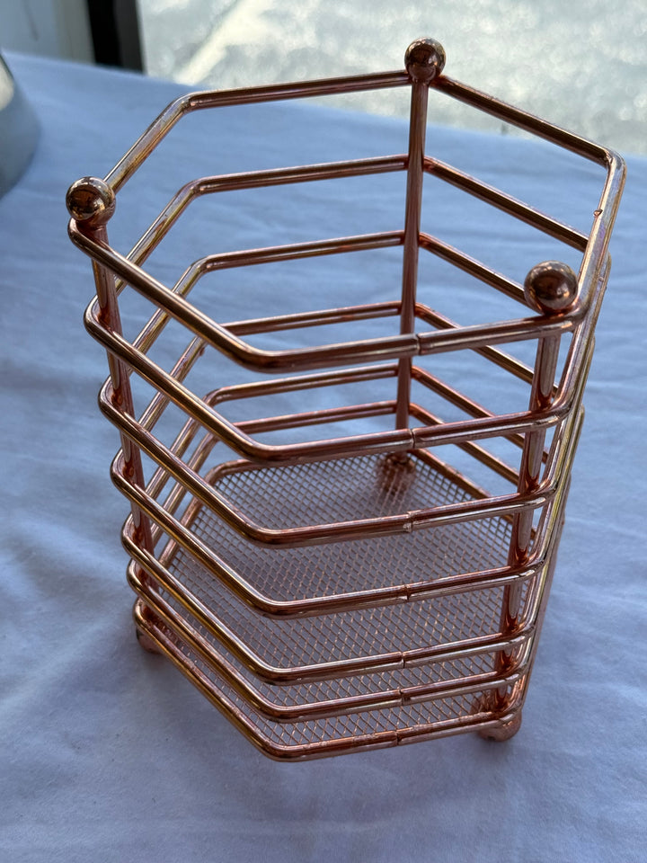 Gold utensil holder