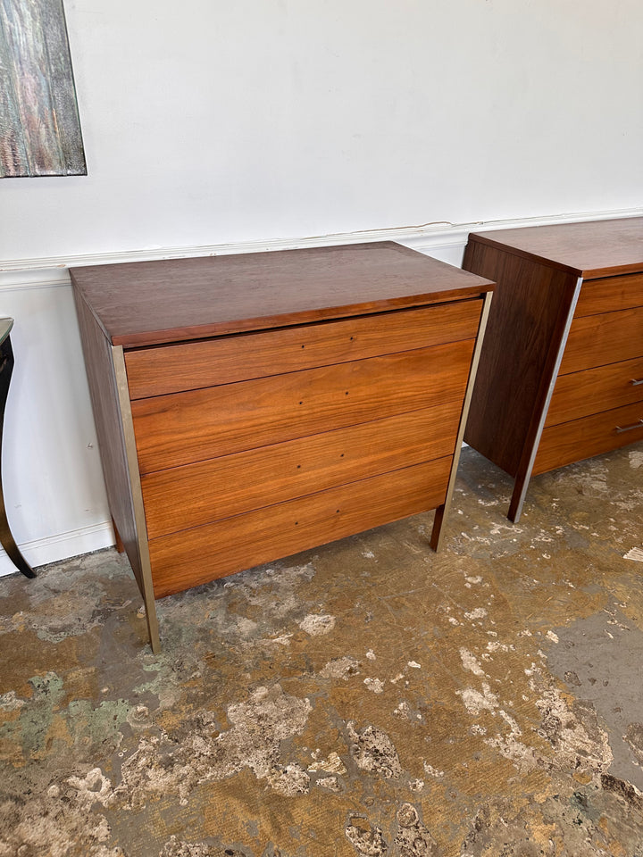 Paul McCobb dresser/no handles