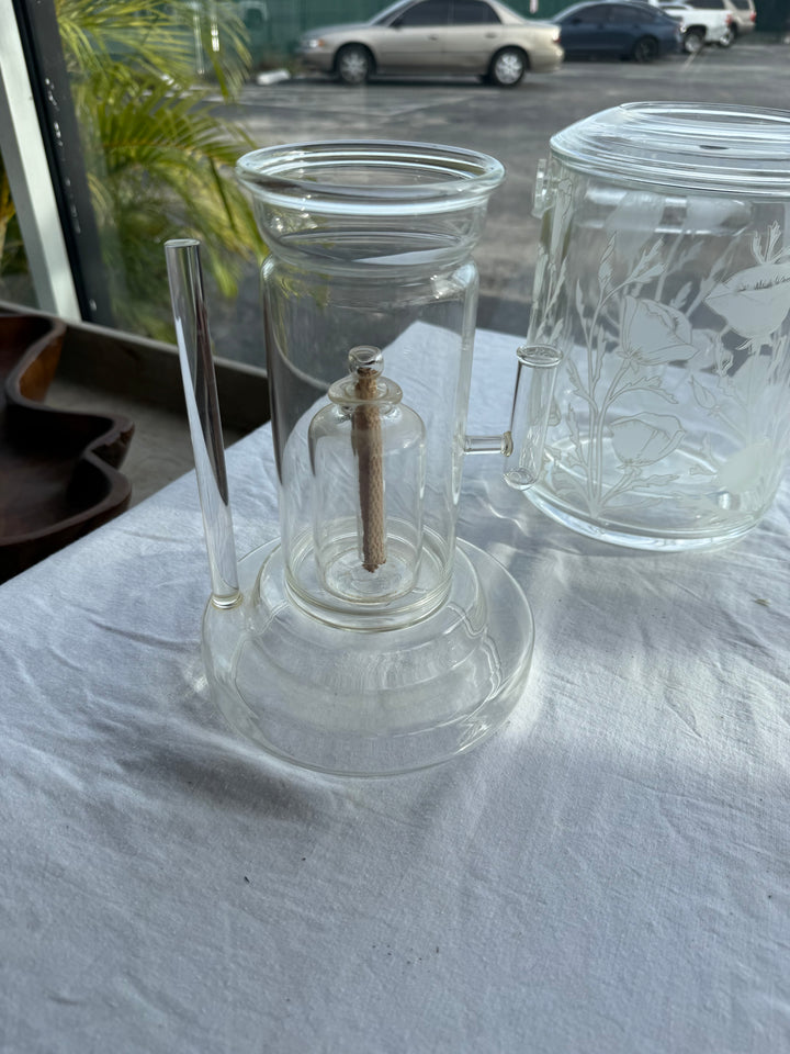 Unique oil lamp?