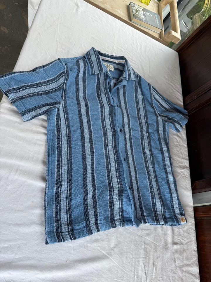 Blue stripe shirt L