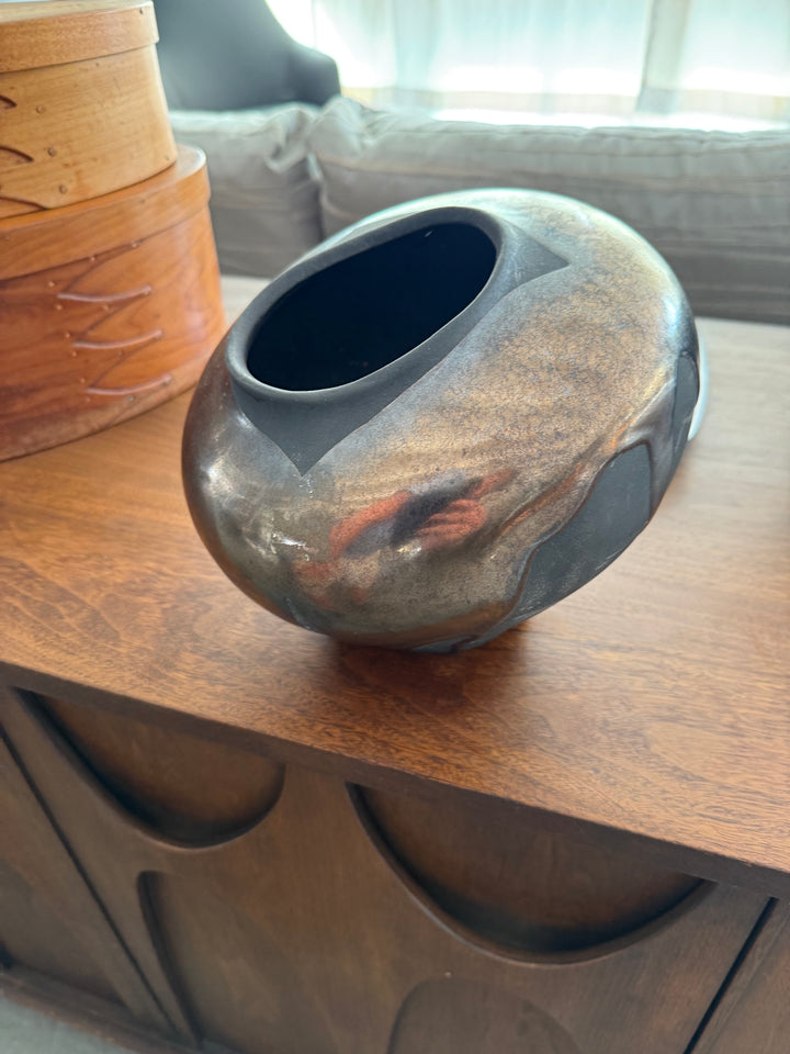 Slant Raku glazed Hagaer vase