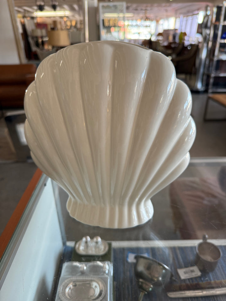 Shell vase