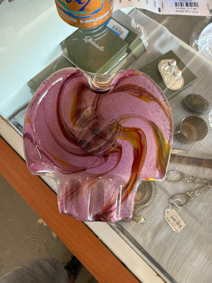 Swirl glass ashtray