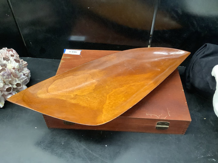MCM wood dish