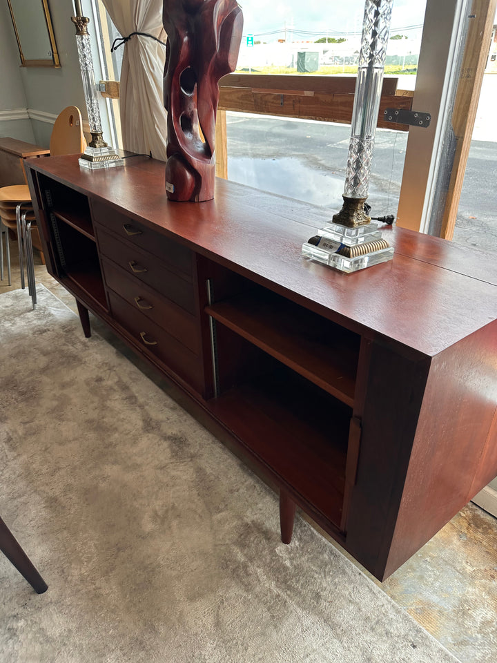 MCM credenza