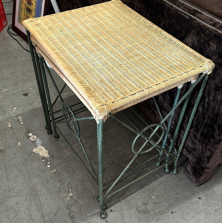 3pc Nesting tables