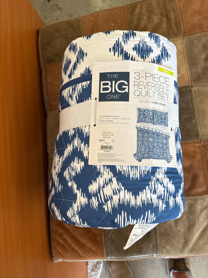 3pc Brand new King bedspread