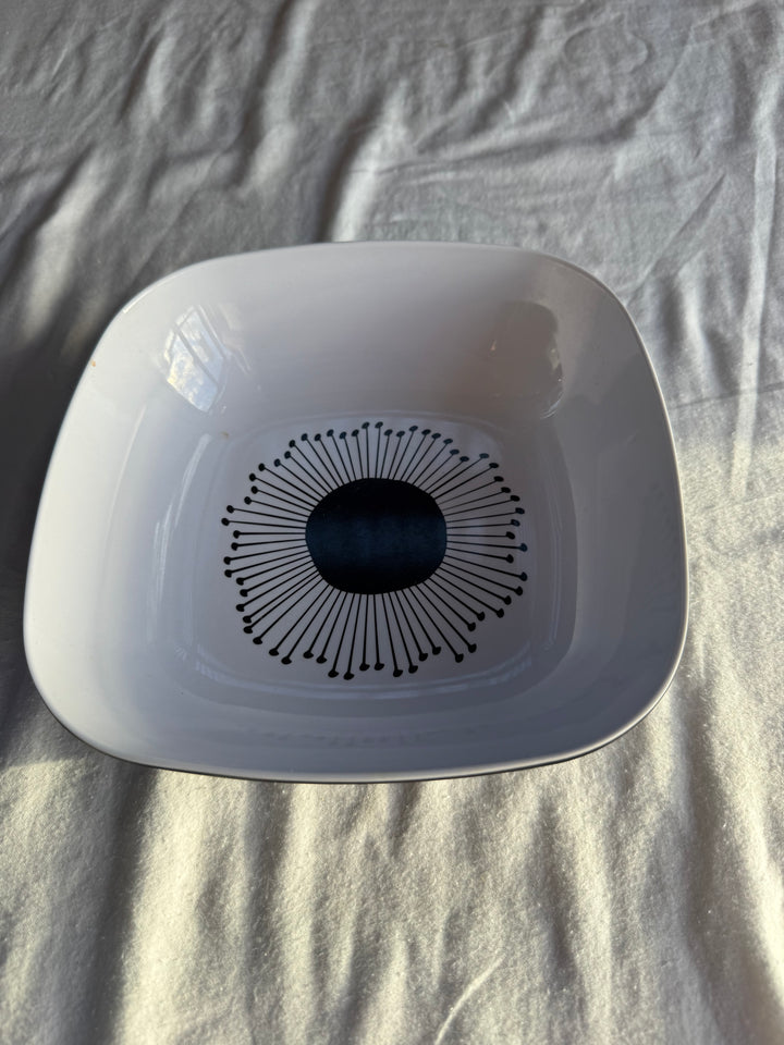 Retro B/W pattern bowl