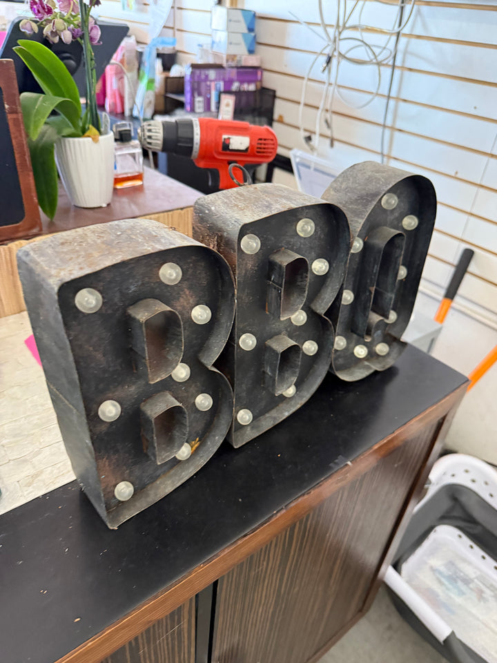 BBQ sign