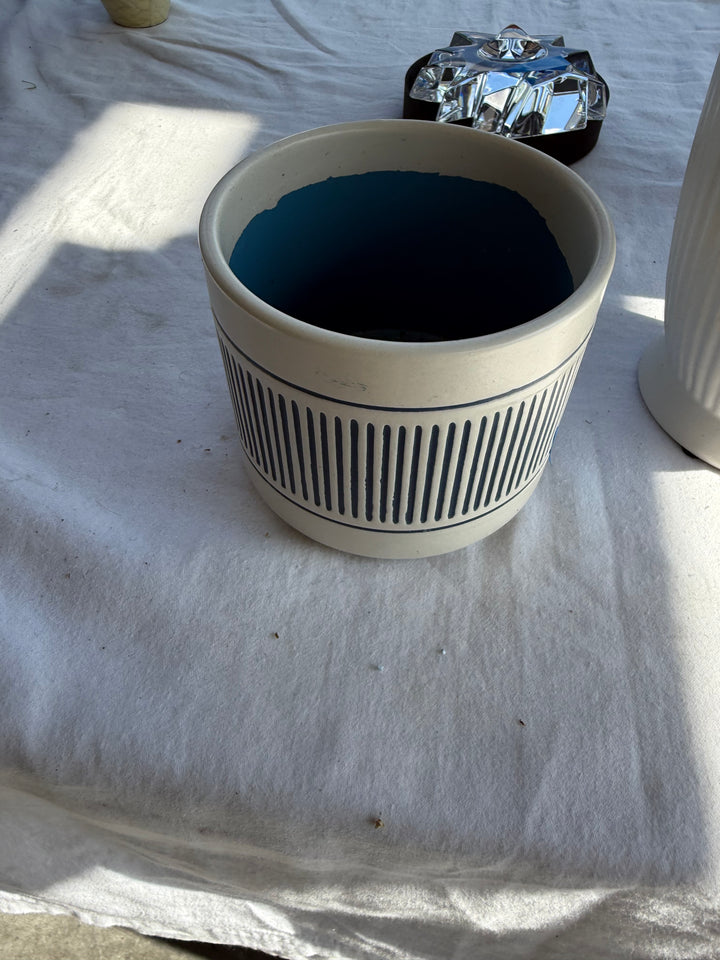 Striped small planter