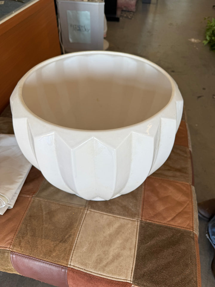 Art Deco white planter