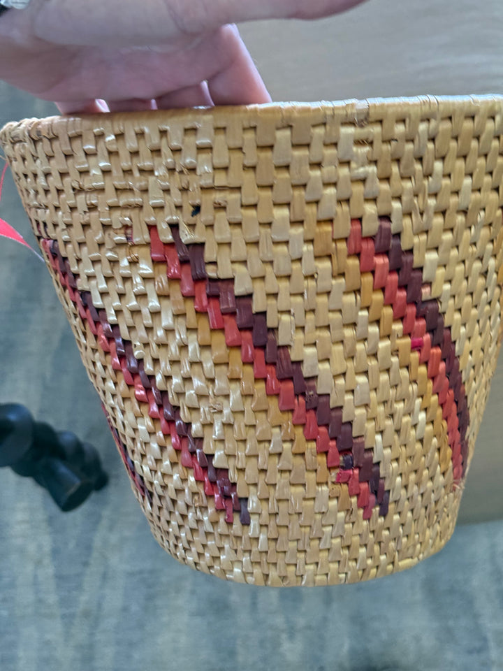 Woven planter basket