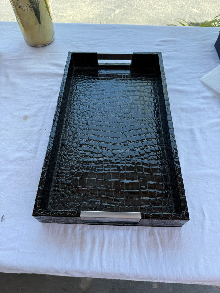 Faux leather crocodile tray