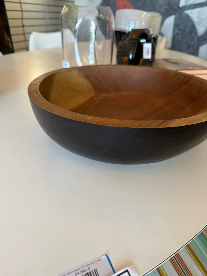 Blk&wood bowl