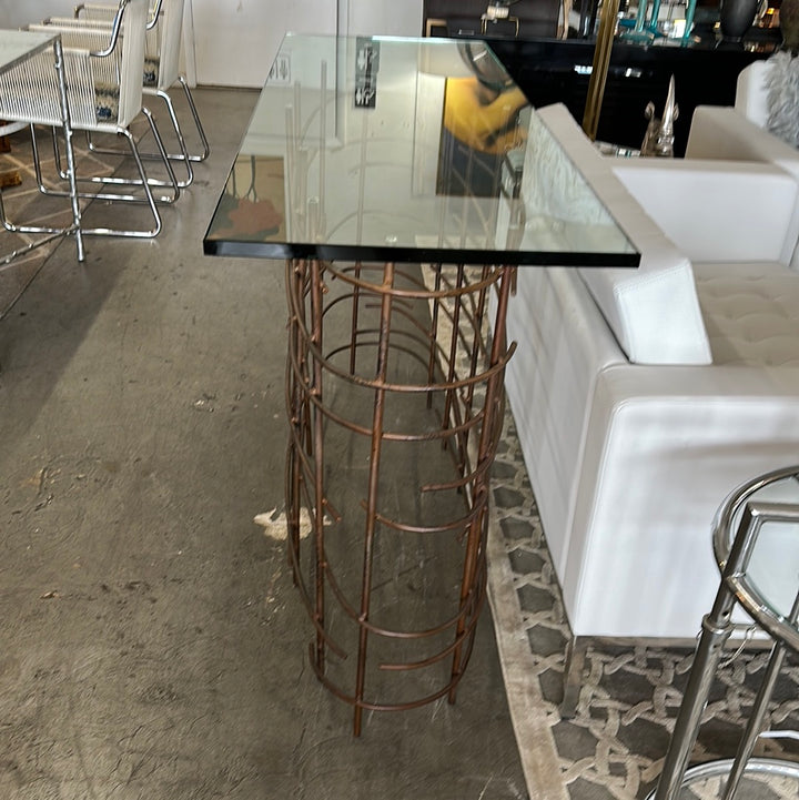 Cross Hatch console