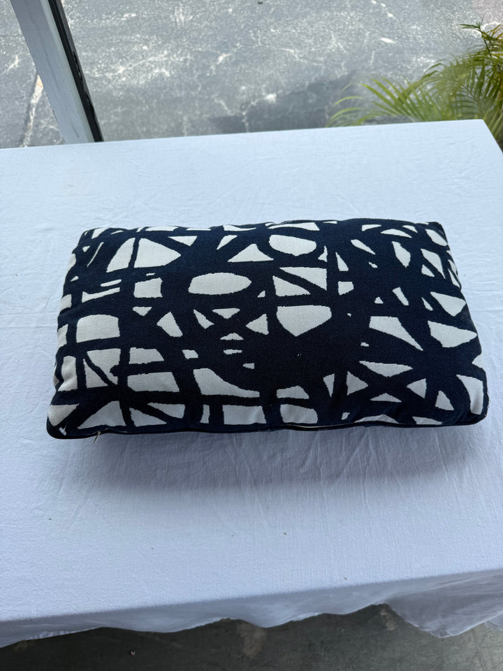 Blue/white abstract pillow