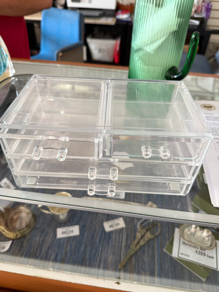 Acrylic organizer