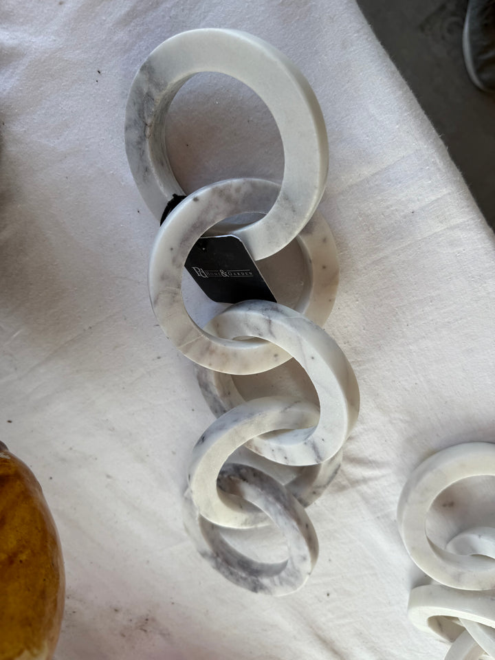 Marble rings decor