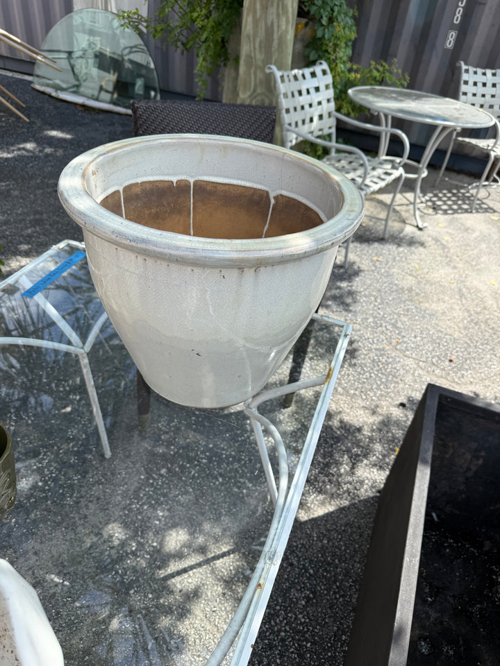 Glazed white planter