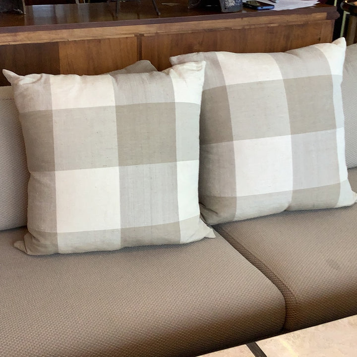 Pr Linen Pillows