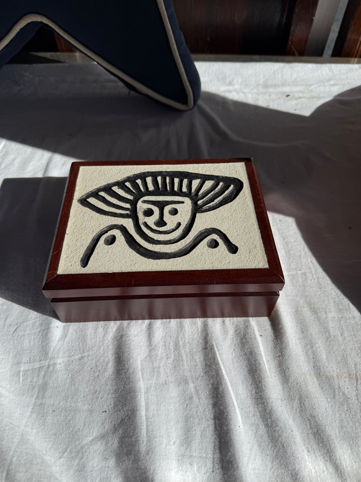 Vintage box with face