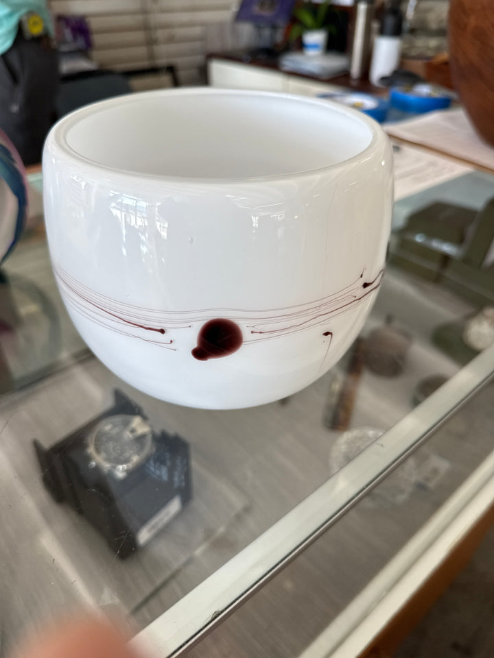 Swirl bowl