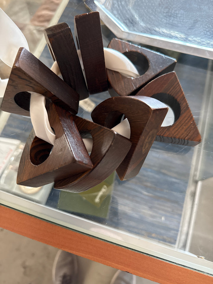 Set/8 wood napkin rings