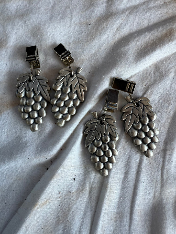 Set/4 weighted tablecloth weights