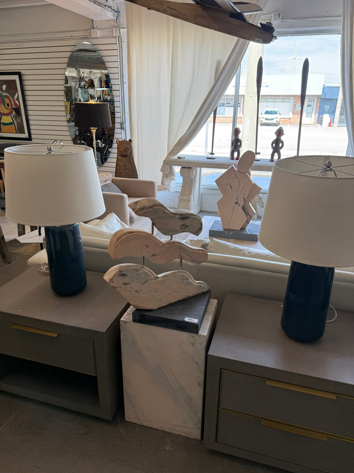 Pr Tall blue lamps with shades