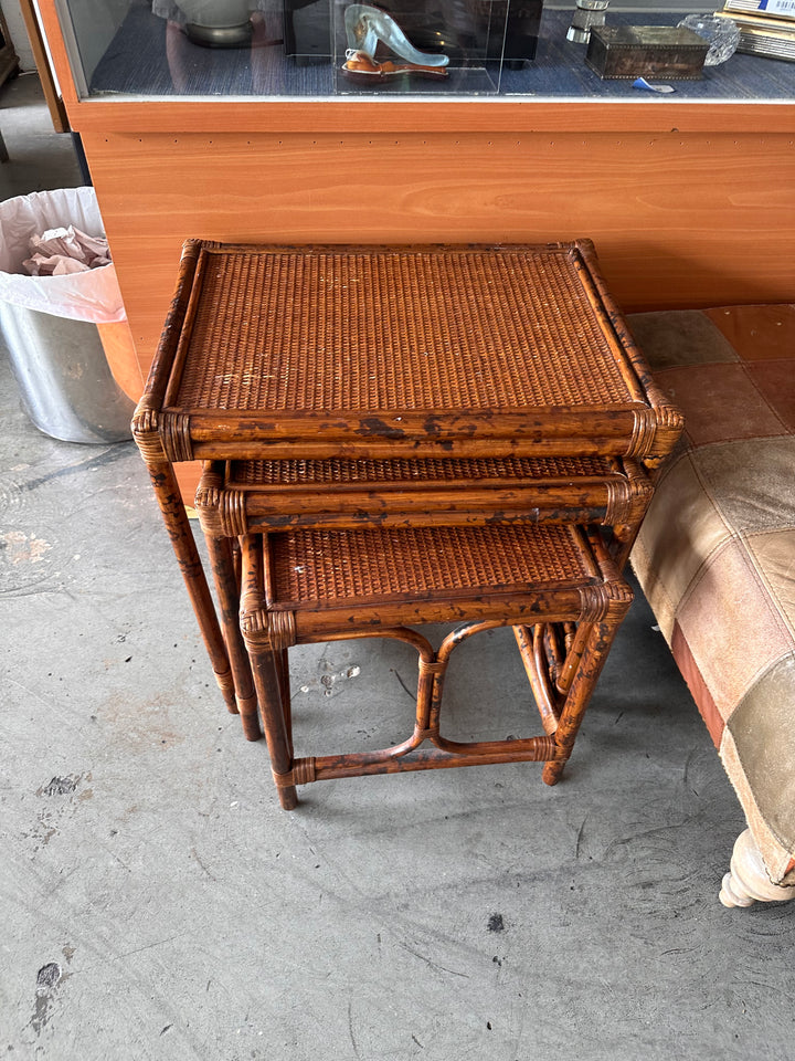 3pc Nesting tables