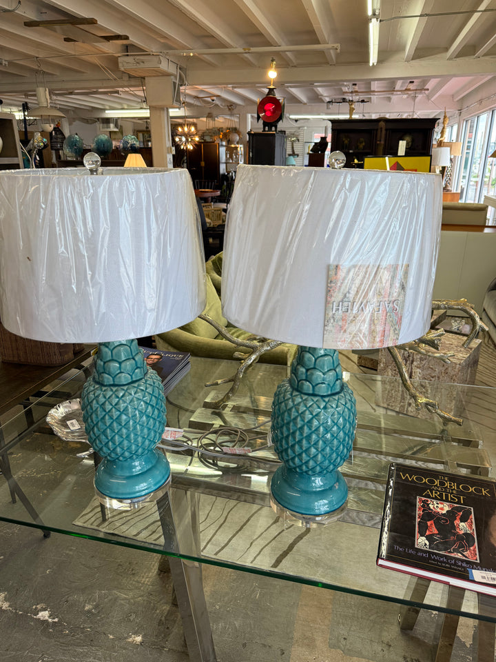 Pr Teal lamps (New)