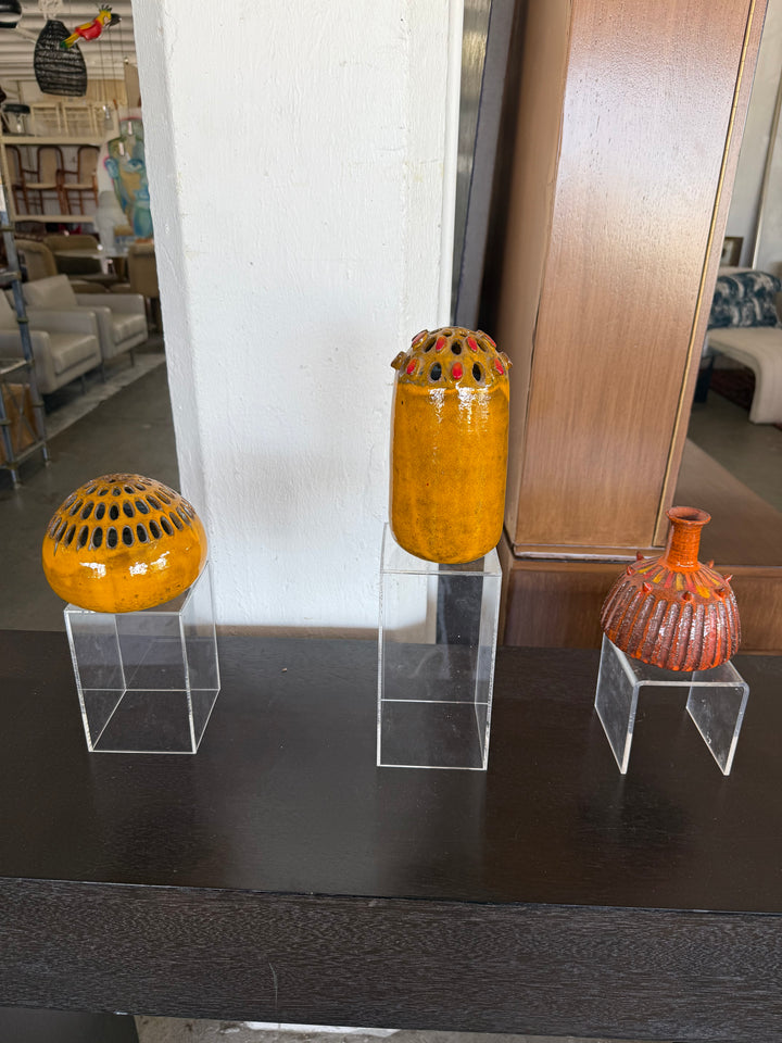 Round Paul Bellardo pottery
