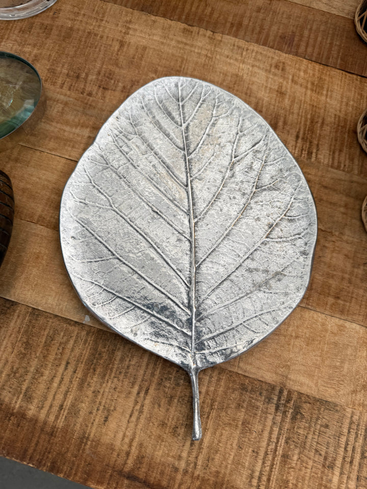 Silver leaf plate