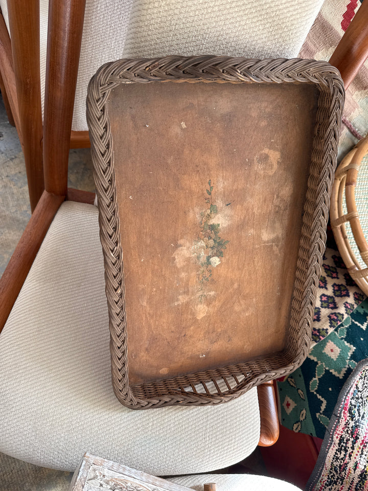 Wicker tray vintage