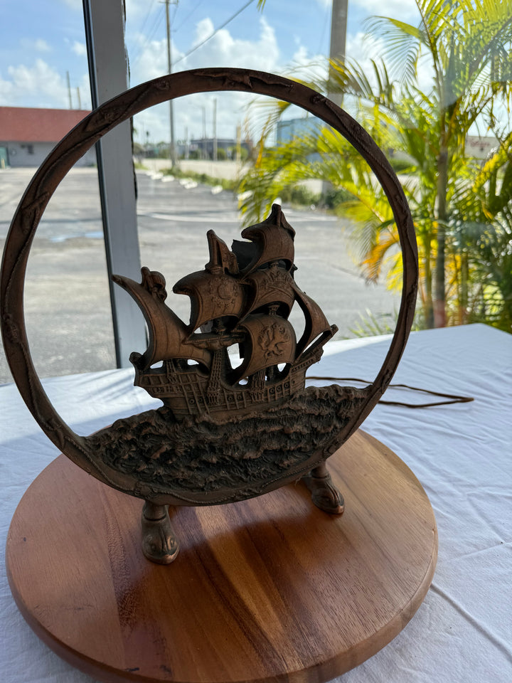 Vintage Ship speaker as is
