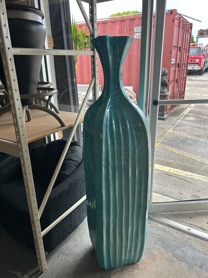 Giant Masfung Vase