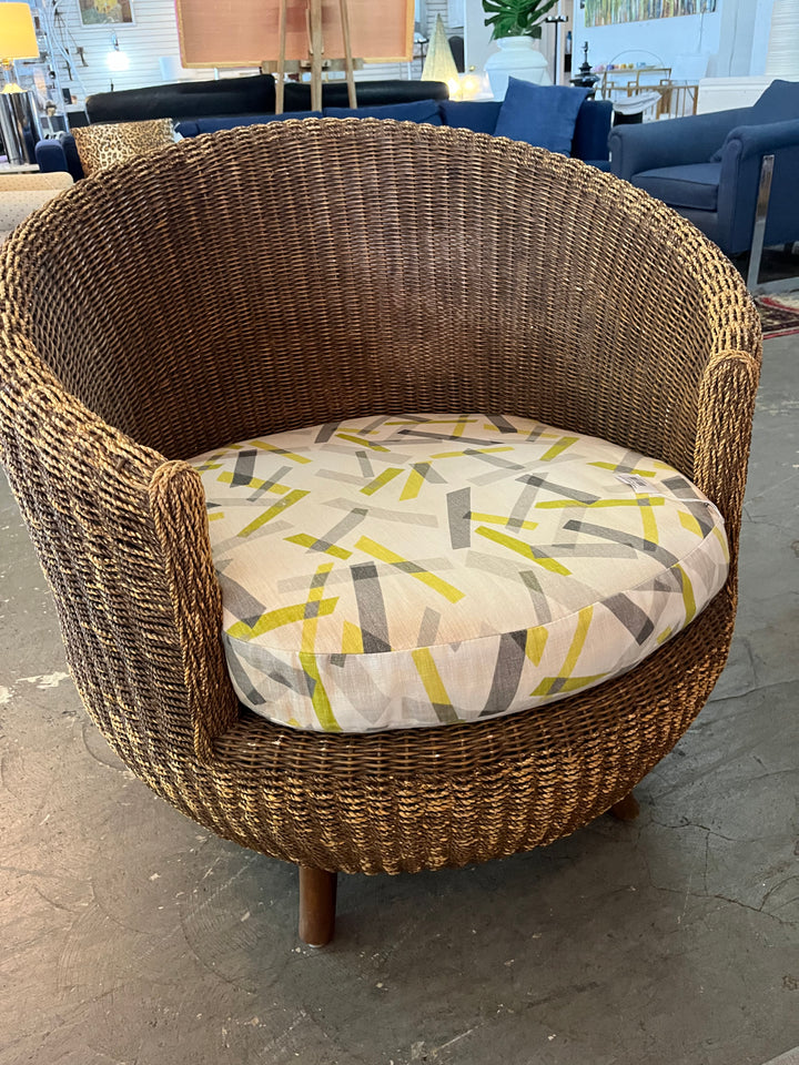 Woven Barrel chair As is