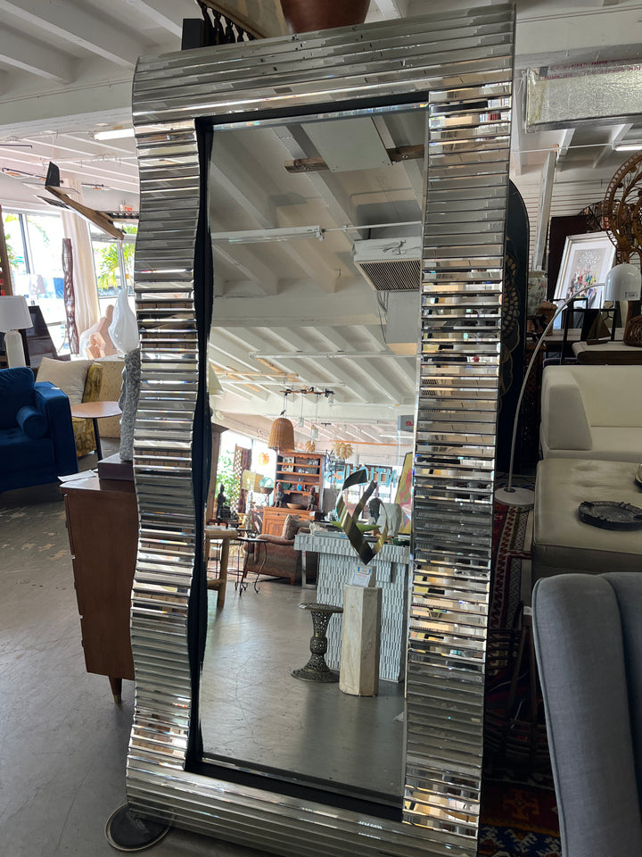 Full Length mirror with wavy frame