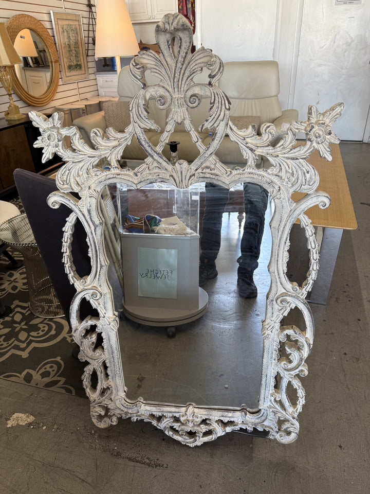 Decorative white mirror