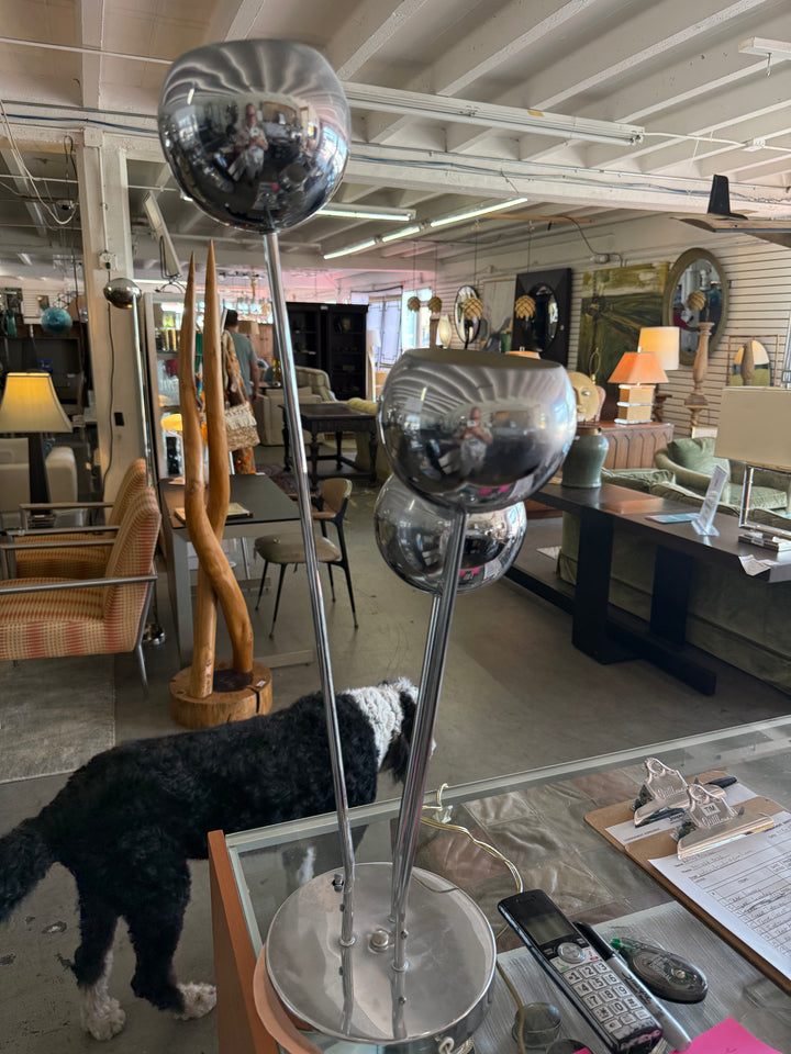 MCM 3 Ball Lamp