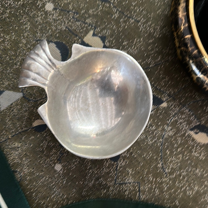 Silver tail bowl