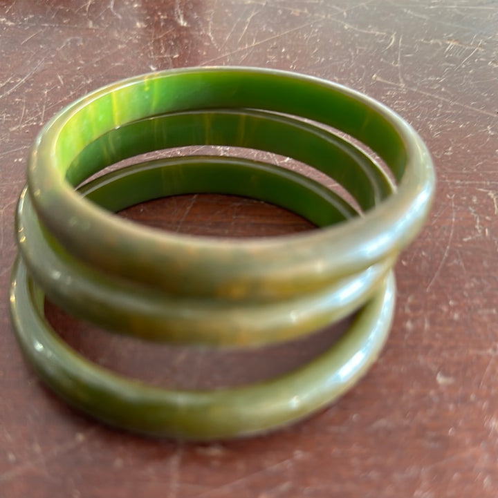 Set/3 green Bakelite bracelets