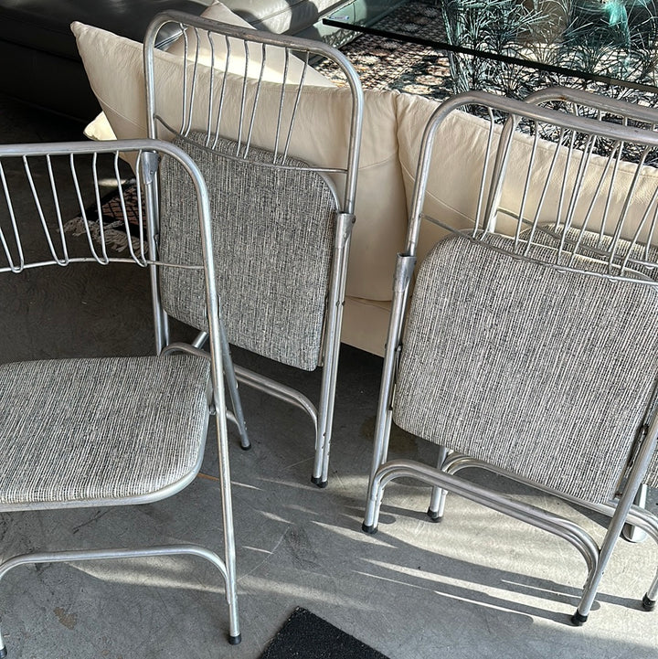Set/4 airlite chairs