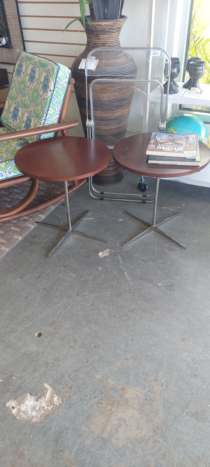 Bernhardt end table