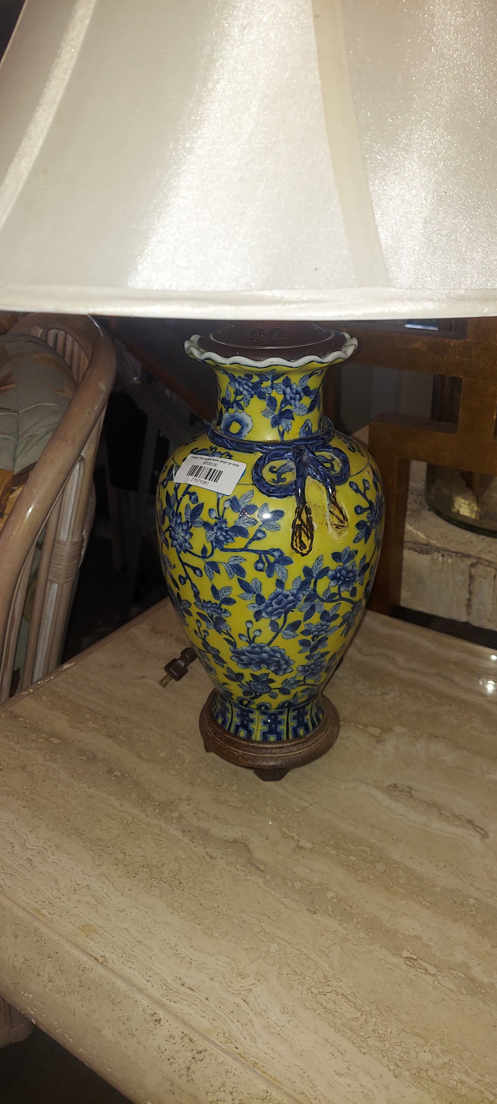 Vintage blue/yellow flower ginger jar lamp