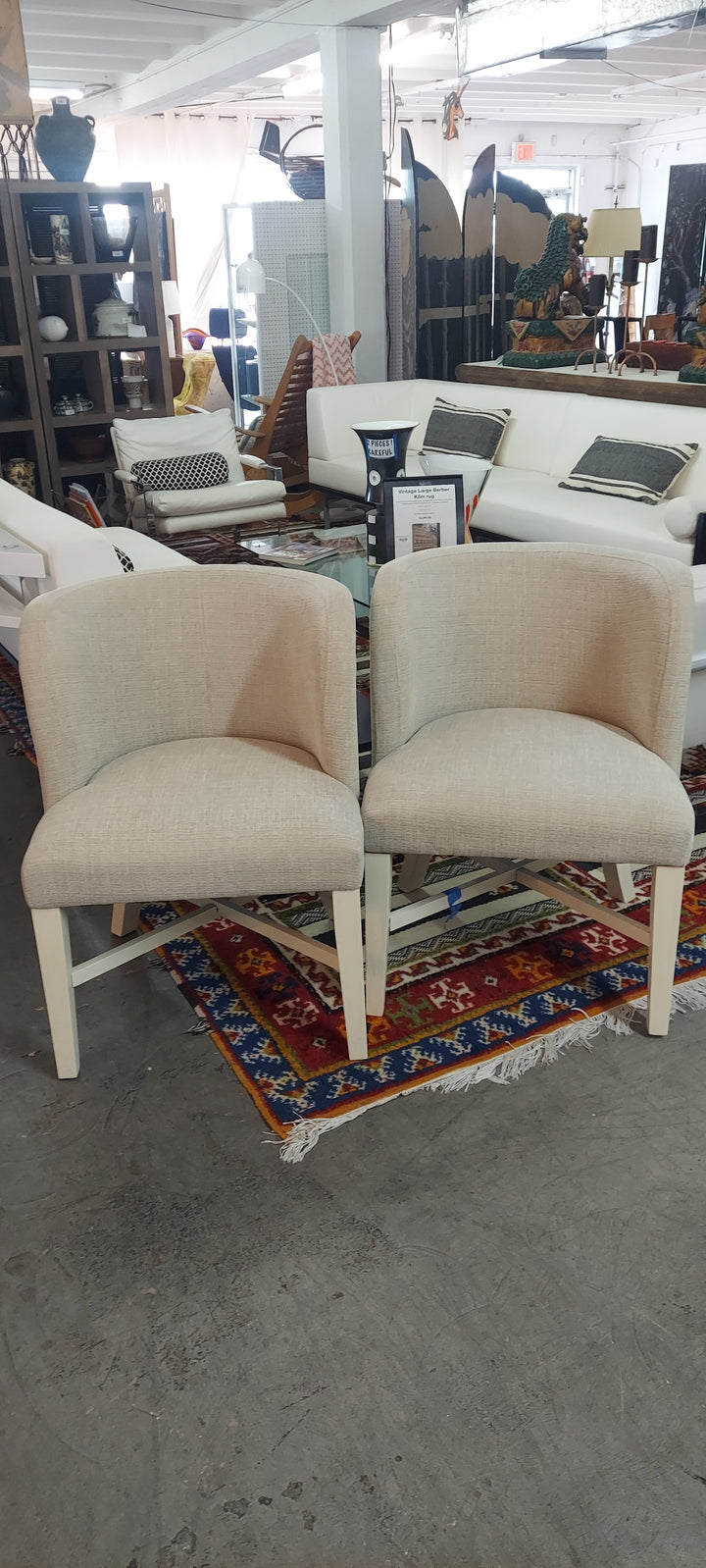 Pr Pickett House Barret Parsons chairs