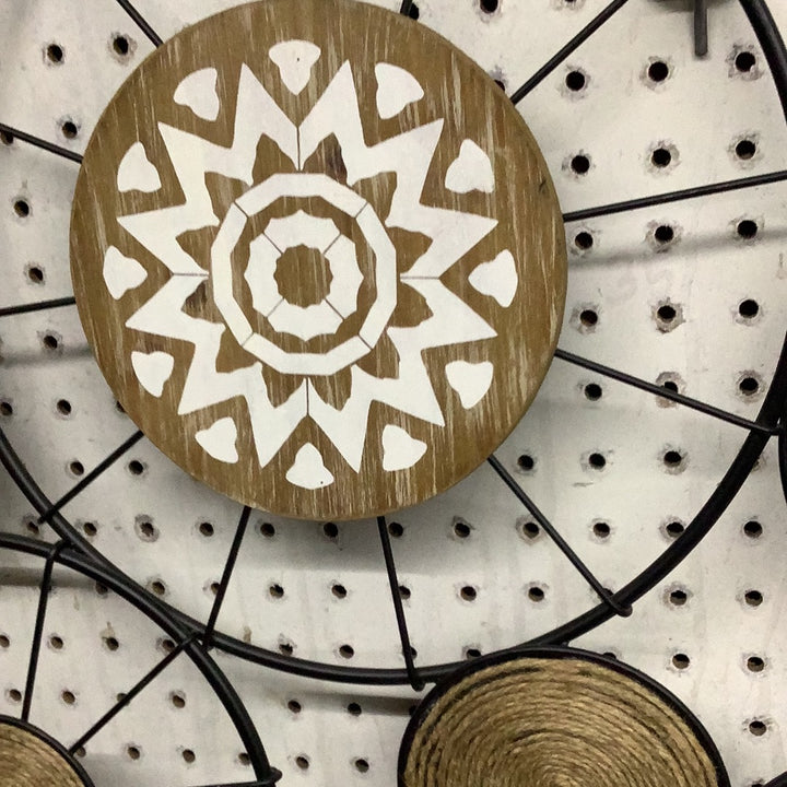 Jute circle art
